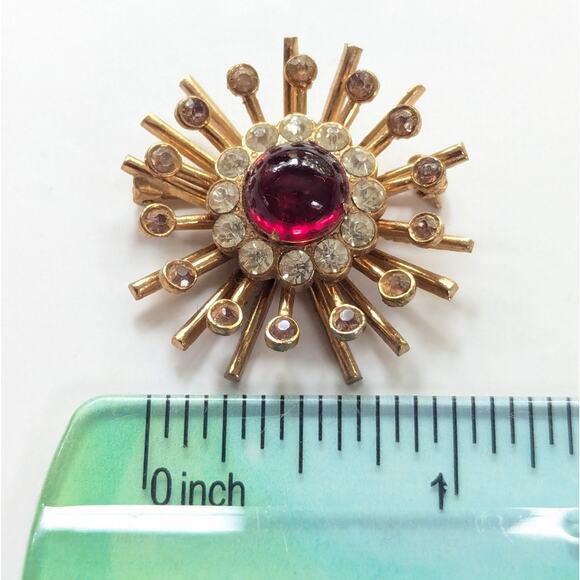 Vintage Gold Tone Glass Rhinestone Atomic Sunburst Collectible 1950s Brooch - Picture 3 of 3
